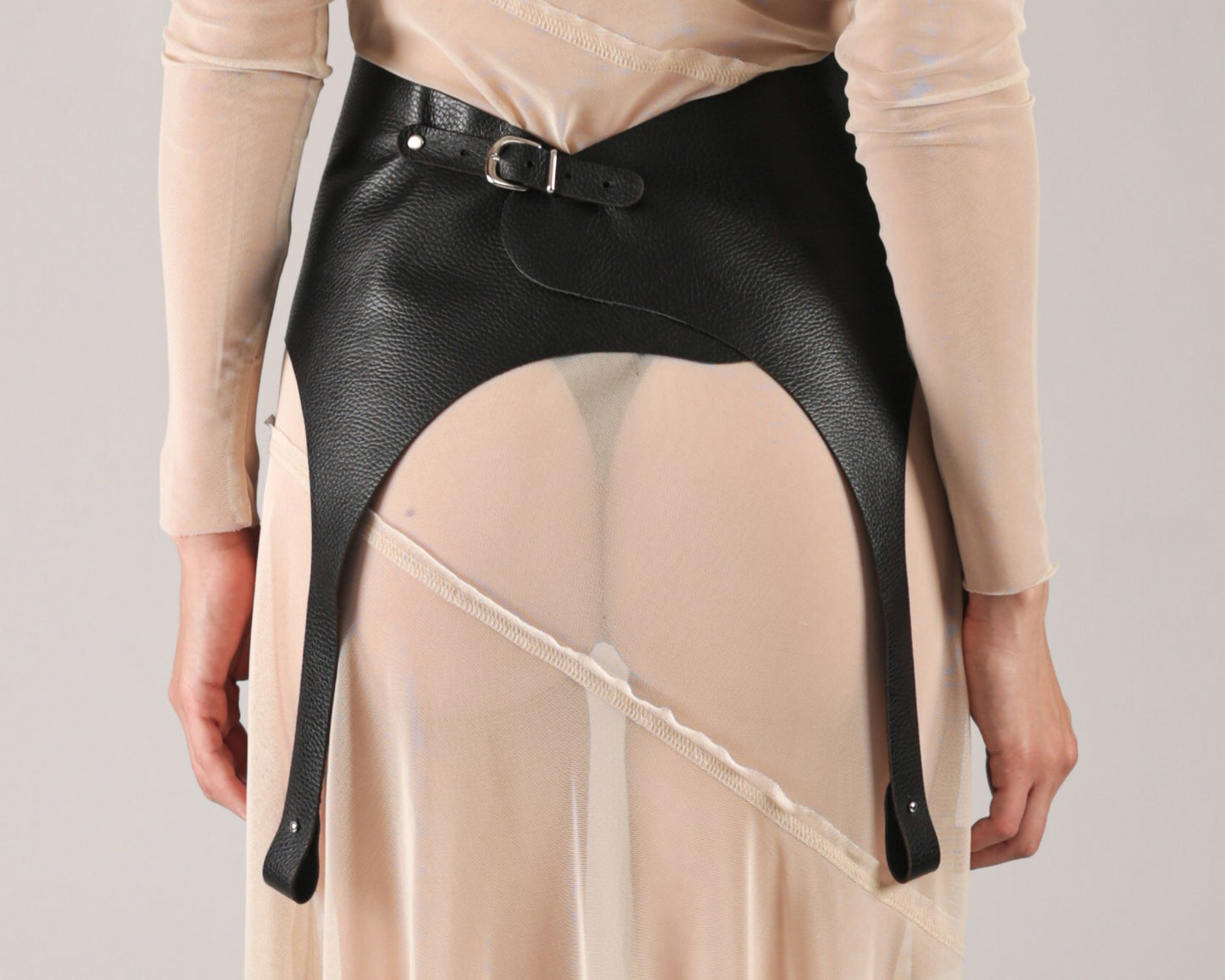 EGON LEATHER GARTER
